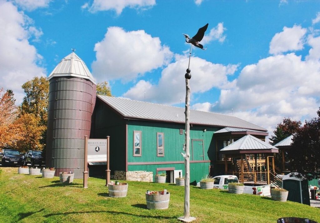 Fall photo of Heron Hill Canandaigua Tasting Room 
